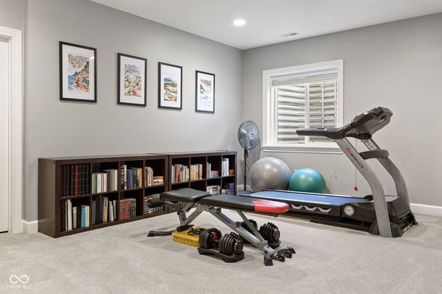 450 1st Avenue SE, Carmel, IN 46032