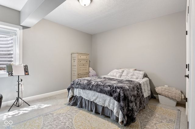 450 1st Avenue SE, Carmel, IN 46032