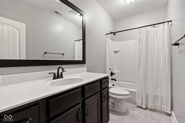 450 1st Avenue SE, Carmel, IN 46032