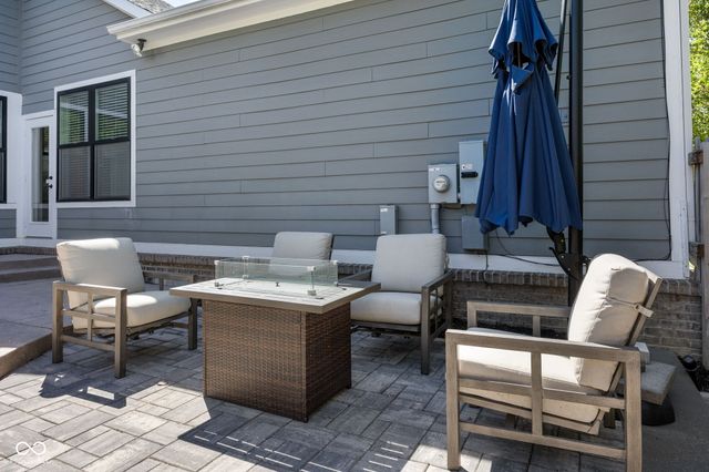 450 1st Avenue SE, Carmel, IN 46032