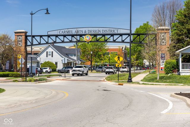 450 1st Avenue SE, Carmel, IN 46032