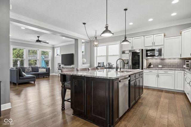 450 1st Avenue SE, Carmel, IN 46032