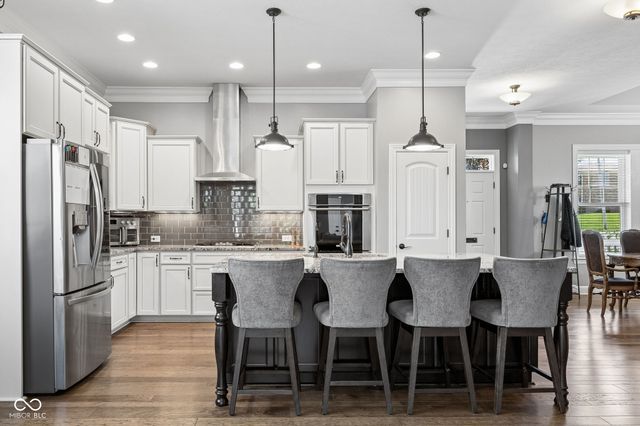 450 1st Avenue SE, Carmel, IN 46032