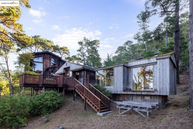 73 Mount Devon Rd, Carmel, CA 93923