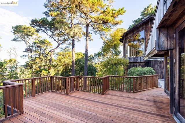 73 Mount Devon Rd, Carmel, CA 93923