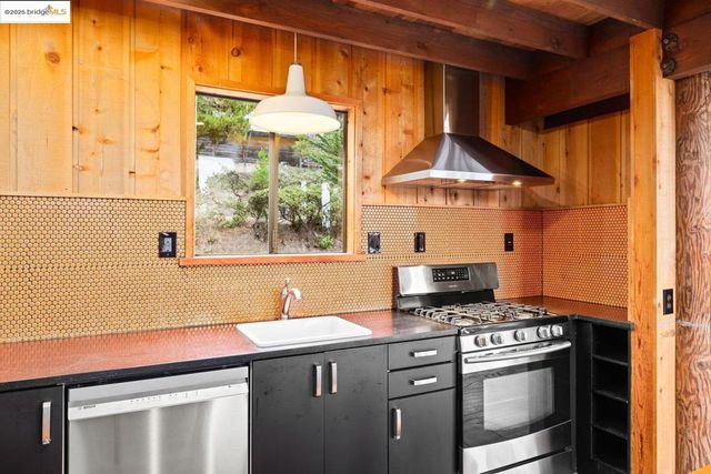 73 Mount Devon Rd, Carmel, CA 93923