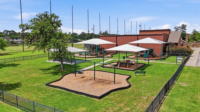 18703 Aquatic Drive, Humble, TX 77346