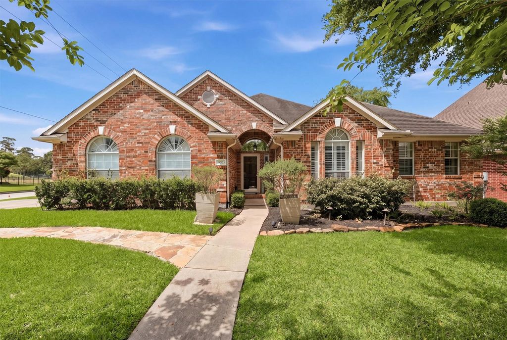 18703 Aquatic Drive, Humble, TX 77346