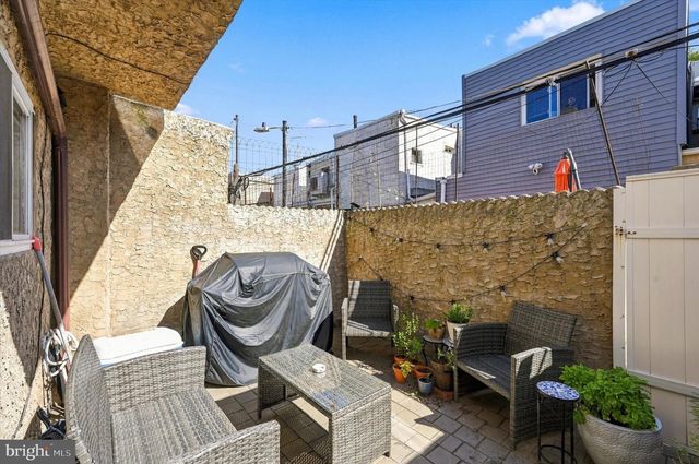 1931 S ISEMINGER ST, Philadelphia, PA 19148