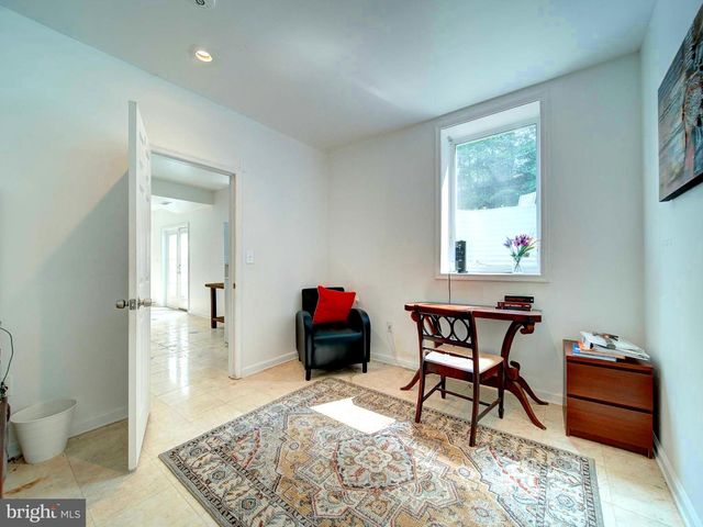 9205 FOREST GREENS DR, Lorton, VA 22079