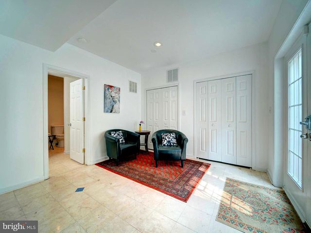 9205 FOREST GREENS DR, Lorton, VA 22079