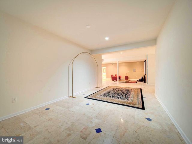 9205 FOREST GREENS DR, Lorton, VA 22079