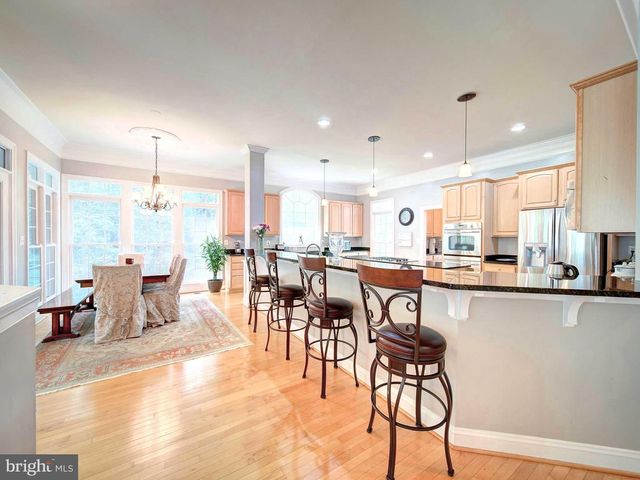 9205 FOREST GREENS DR, Lorton, VA 22079
