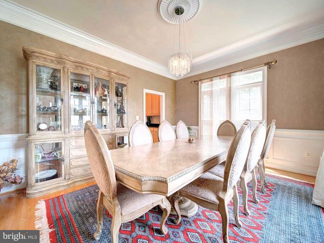 9205 FOREST GREENS DR, Lorton, VA 22079