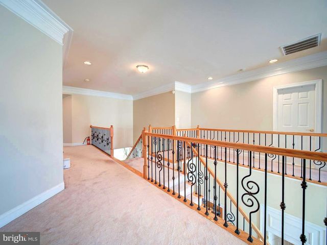 9205 FOREST GREENS DR, Lorton, VA 22079