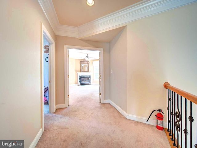 9205 FOREST GREENS DR, Lorton, VA 22079