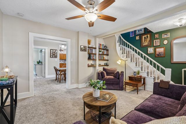 302 Wyoming Street E, Saint Paul, MN 55107