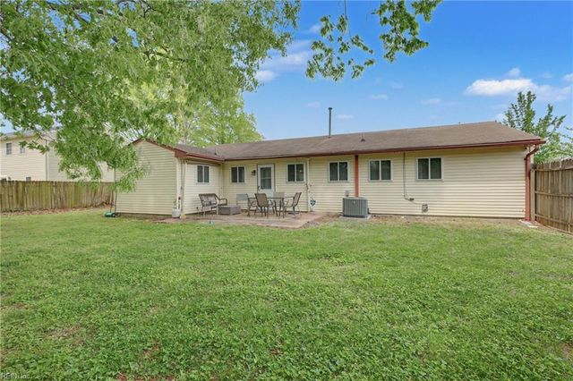 3805 Plaza TRL S, Virginia Beach, VA 23452