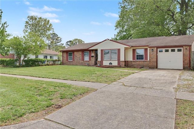 3805 Plaza TRL S, Virginia Beach, VA 23452