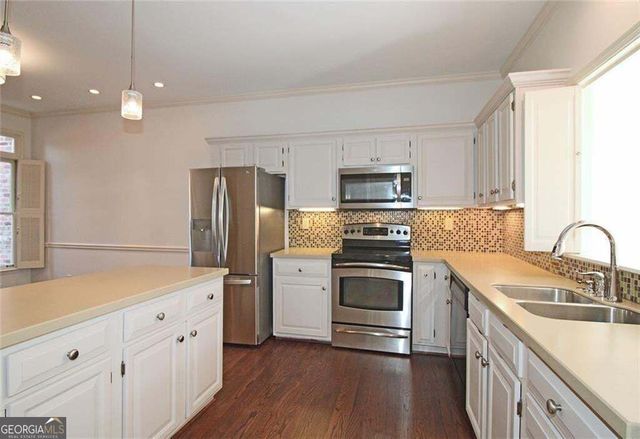 128 River Ridge Lane, Roswell, GA 30075