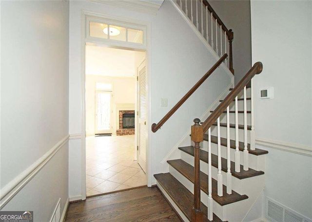 128 River Ridge Lane, Roswell, GA 30075