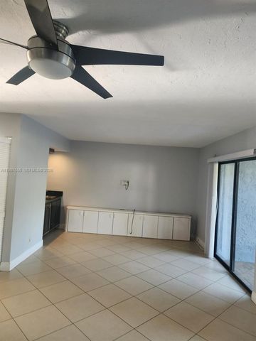 537 N University Dr 71, Plantation, FL 33324