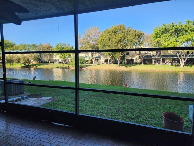 537 N University Dr 71, Plantation, FL 33324