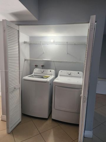 537 N University Dr 71, Plantation, FL 33324