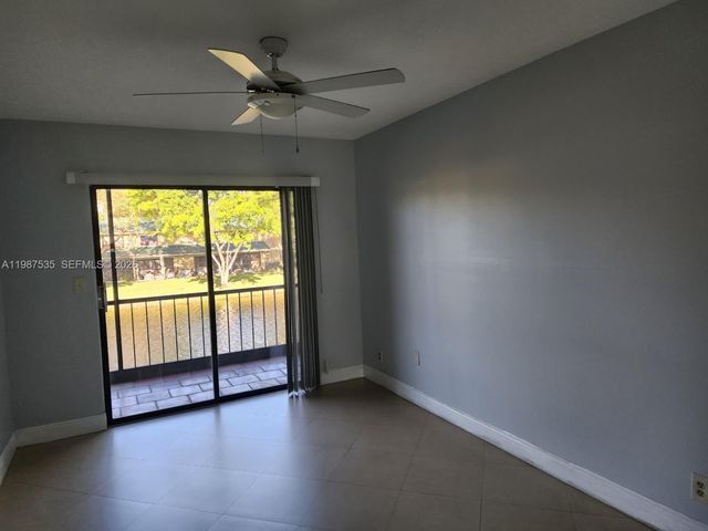 537 N University Dr 71, Plantation, FL 33324