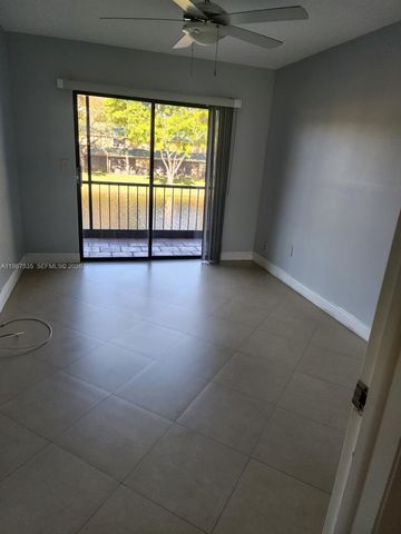 537 N University Dr 71, Plantation, FL 33324