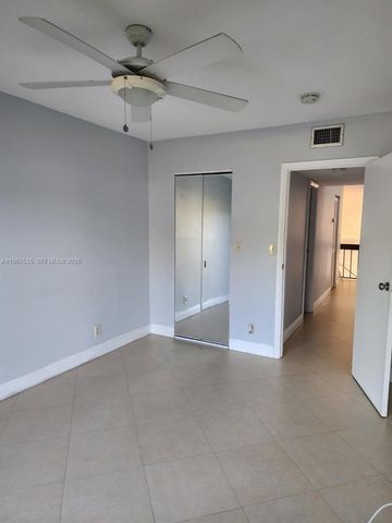 537 N University Dr 71, Plantation, FL 33324