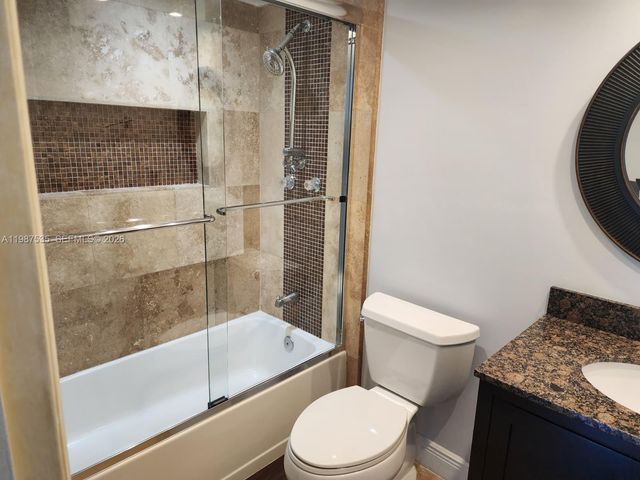 537 N University Dr 71, Plantation, FL 33324