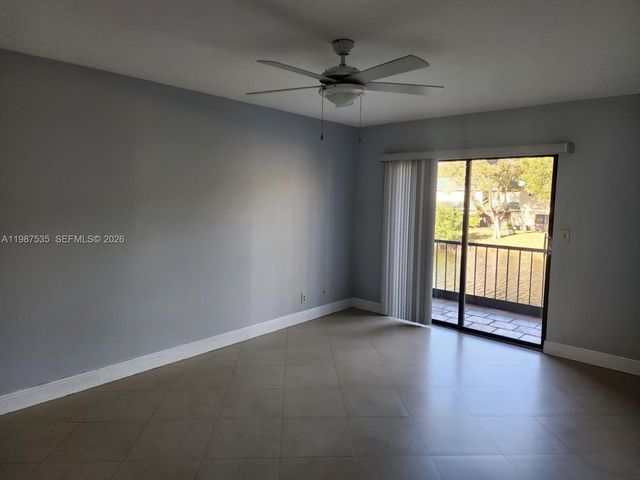 537 N University Dr 71, Plantation, FL 33324