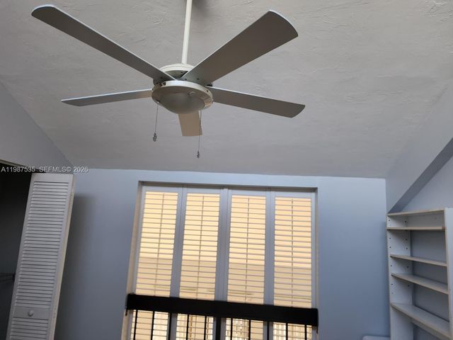 537 N University Dr 71, Plantation, FL 33324