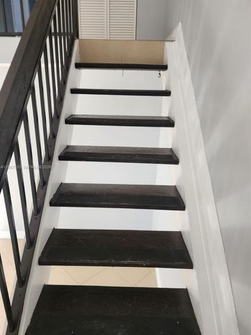 537 N University Dr 71, Plantation, FL 33324