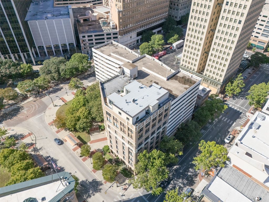 910 Houston Street 204, Fort Worth, TX 76102