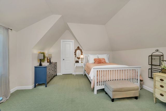 719 Stonebridge Road, Frankfort, IL 60423