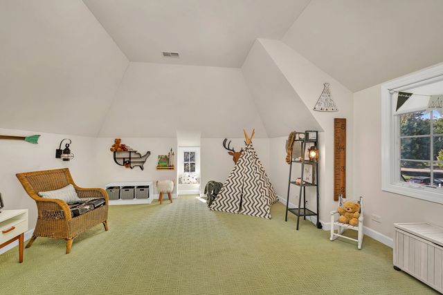 719 Stonebridge Road, Frankfort, IL 60423