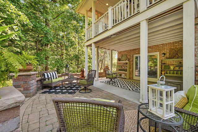 719 Stonebridge Road, Frankfort, IL 60423