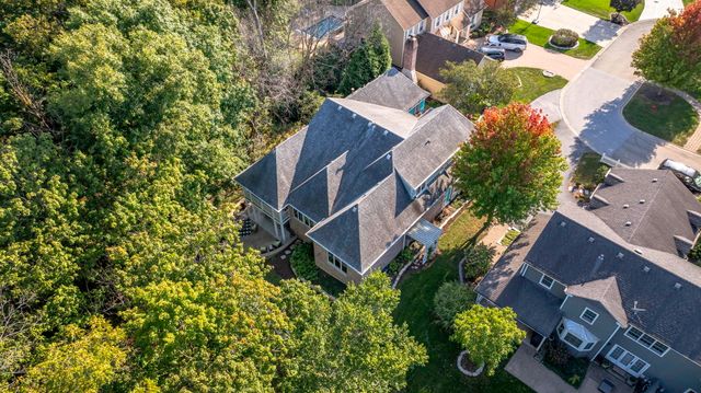 719 Stonebridge Road, Frankfort, IL 60423