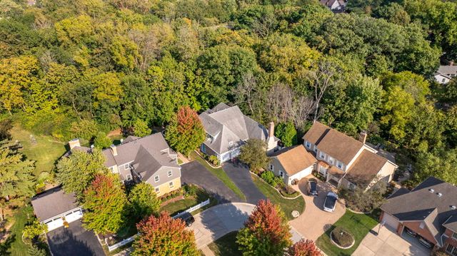 719 Stonebridge Road, Frankfort, IL 60423