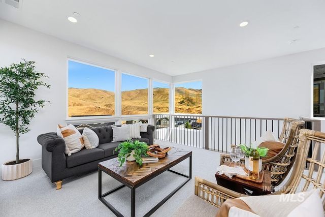 6062 E Marmount, Boise, ID 83716