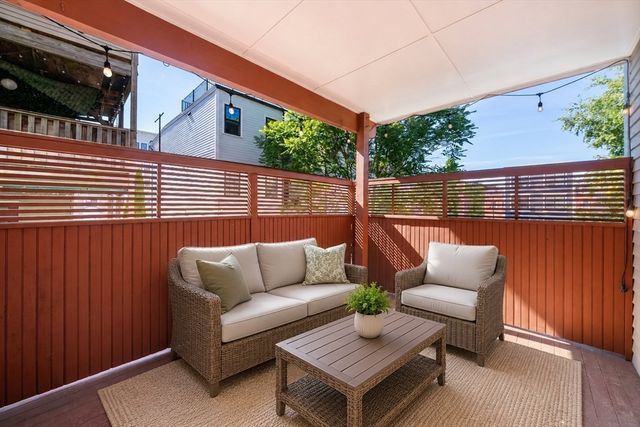 618-620 E. Third St. 1, Boston, MA 02127