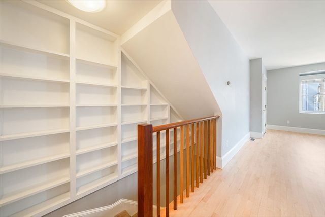 618-620 E. Third St. 1, Boston, MA 02127