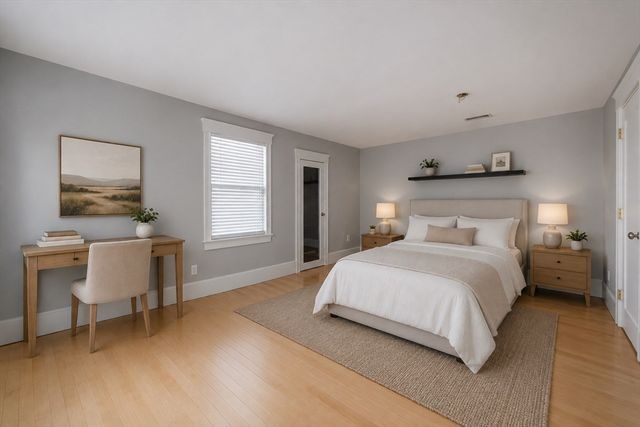 618-620 E. Third St. 1, Boston, MA 02127