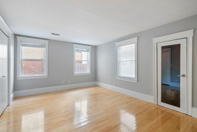 618-620 E. Third St. 1, Boston, MA 02127