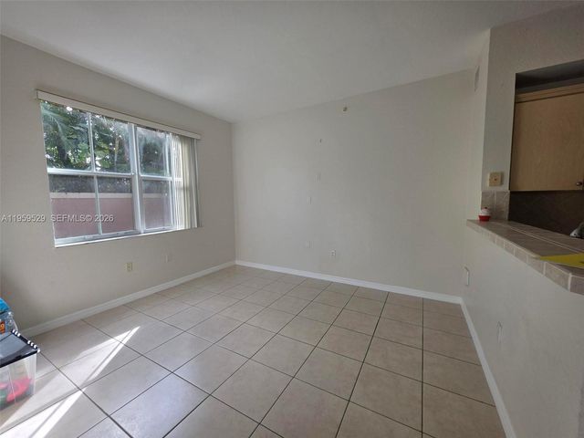 8826 W Flagler St 106, Miami, FL 33174