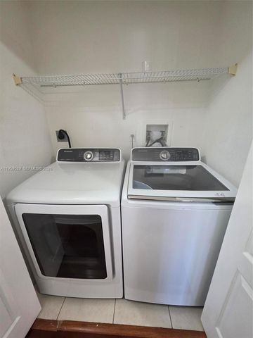 8826 W Flagler St 106, Miami, FL 33174