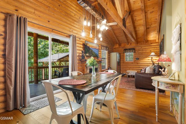 1284 Laurel Lick Road, Sevierville, TN 37862