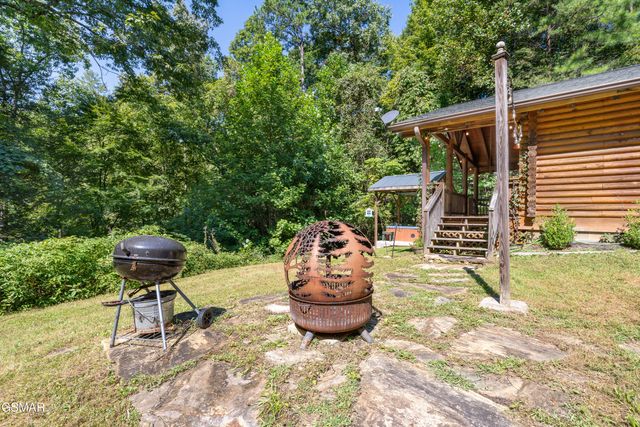 1284 Laurel Lick Road, Sevierville, TN 37862